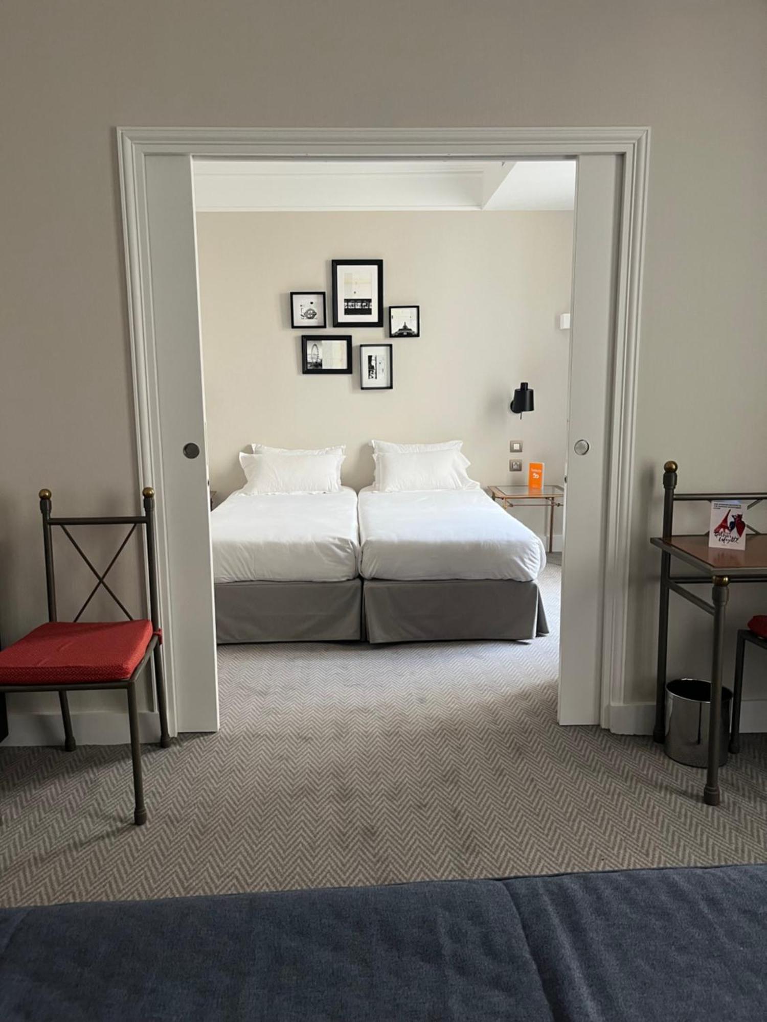 Londres Et New York - Teritoria Hotel París